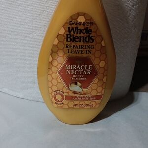 Garnier Whole Blends Repairing Leave-In with Honey Treasures